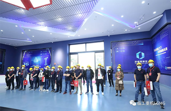 红色力量 助您一“臂”之力I临工重机2021年高机客户临工行活动隆重举行