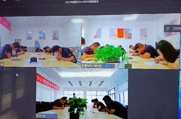 临工重机高机服务中心开展年中技能鉴定活动