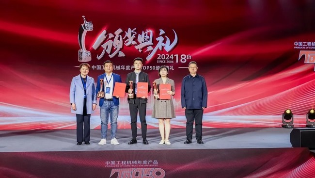 TOP50|品质创新斩获“金口碑”！临工重机SC1216E电动履带剪叉因何备受青睐？
