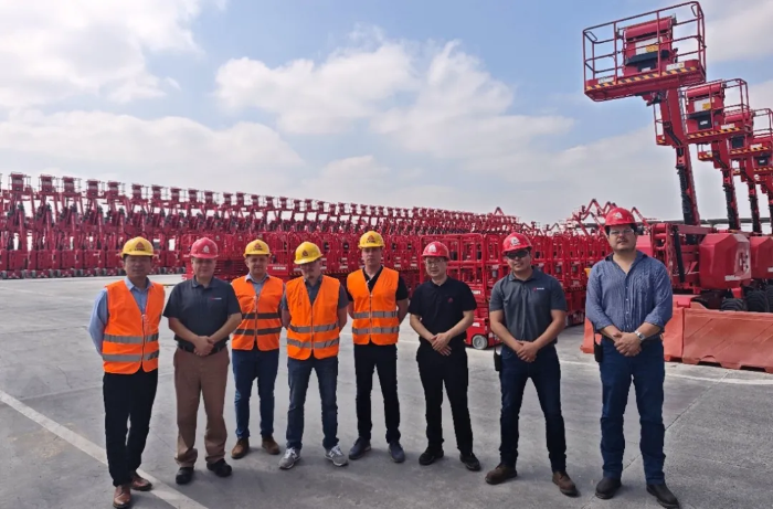 拿下欧标！临工重机墨西哥工厂首车下线